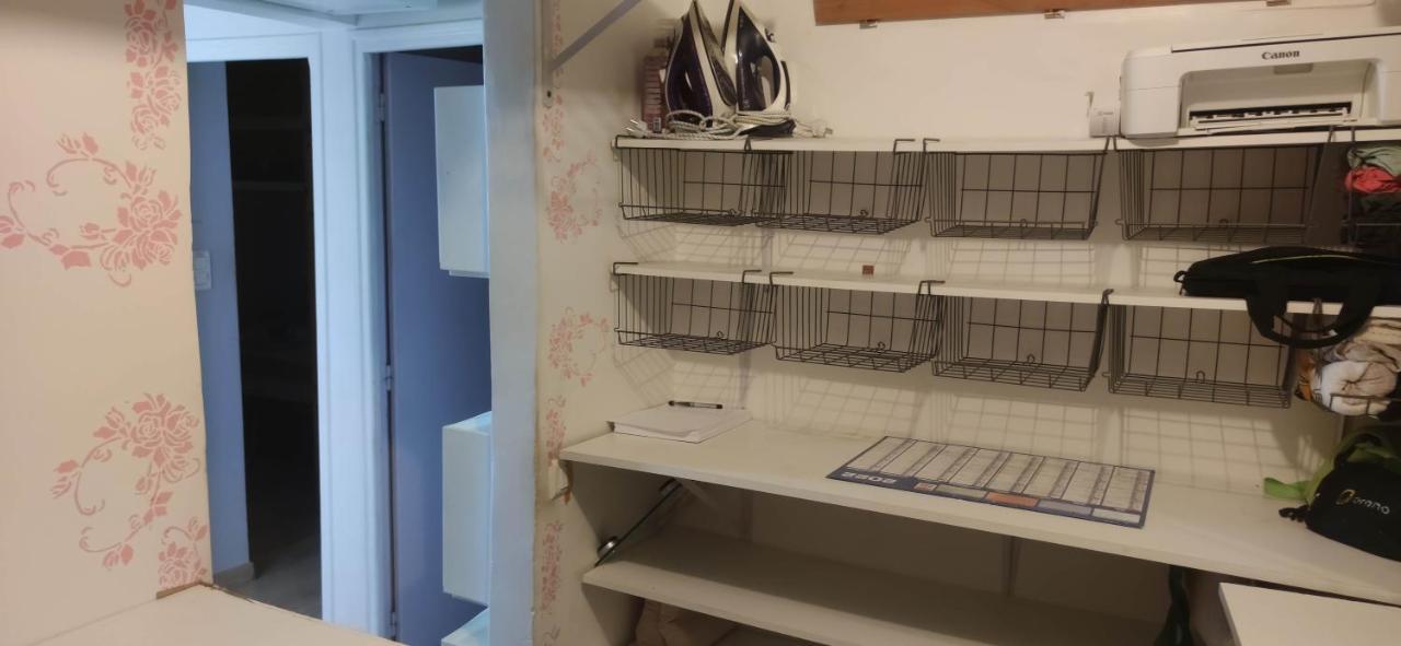 Logement Entier A 15 Mn D'Avignon, 10Mn D'Orange Deux Chambres Roquemaure  Eksteriør billede